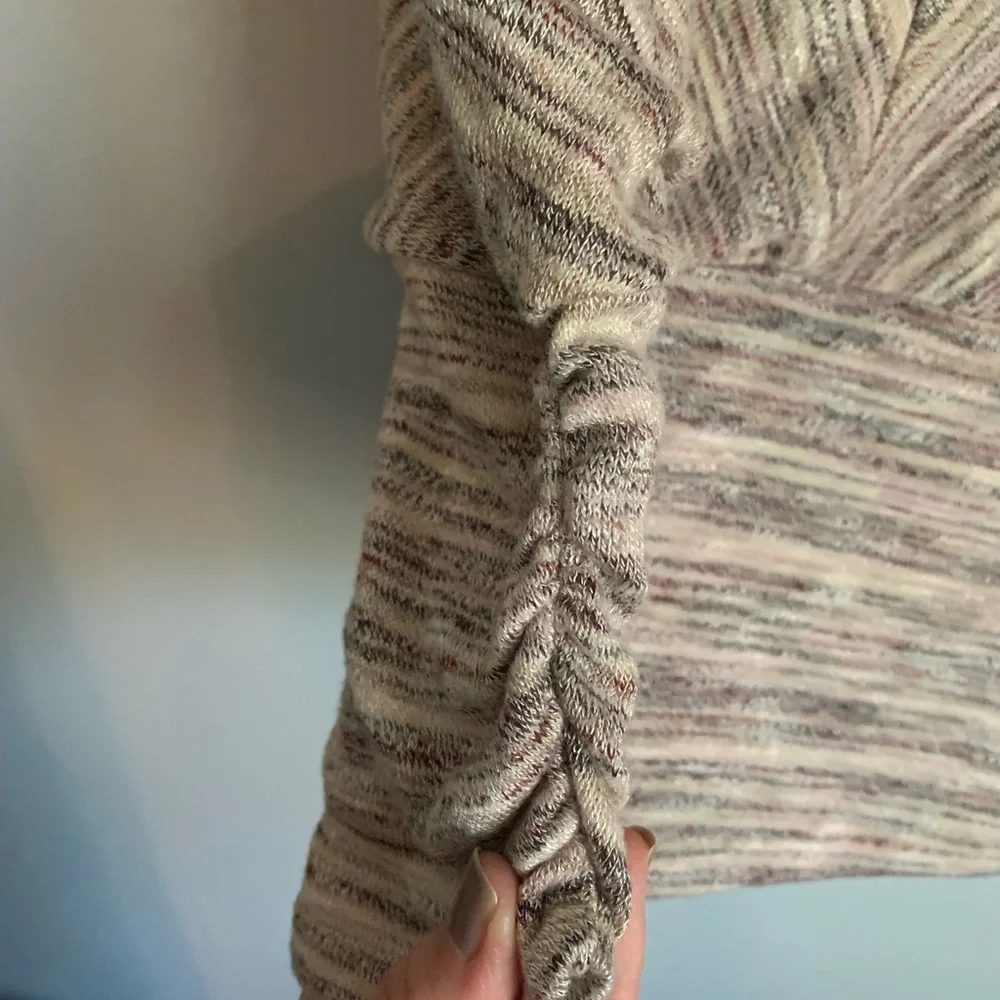 EUC Women’s Knox Rose top size Small - Picture 4 of 9
